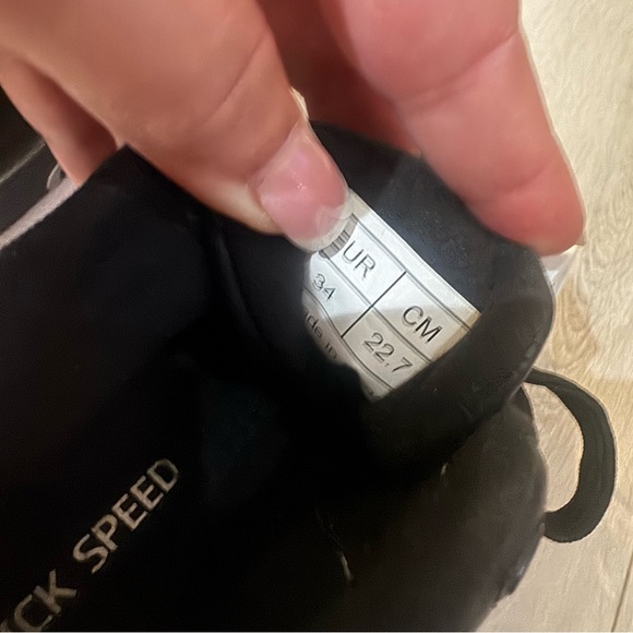 Kids 2 in 1 boys/ girls/ unisex roller skate shoes kids 5 - Picture 12 of 12